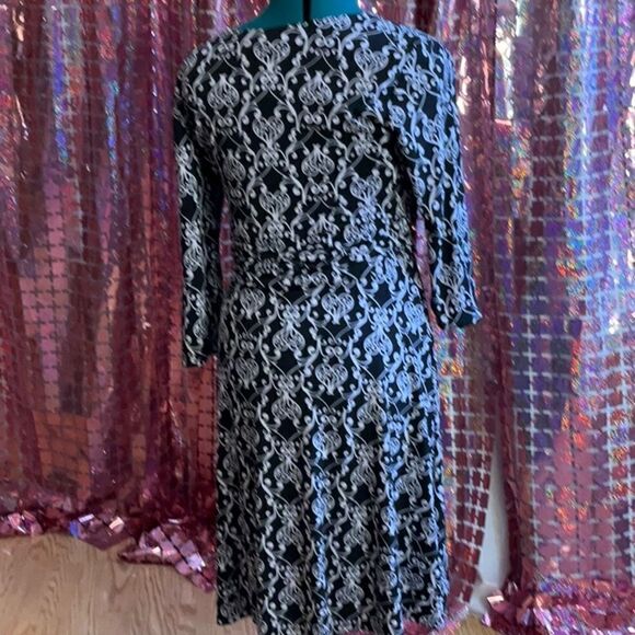 CHADWICKS size 12 dress with criss cross front, faux wrap skirt in black/white - Picture 10 of 13